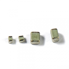 high-Q capacitor